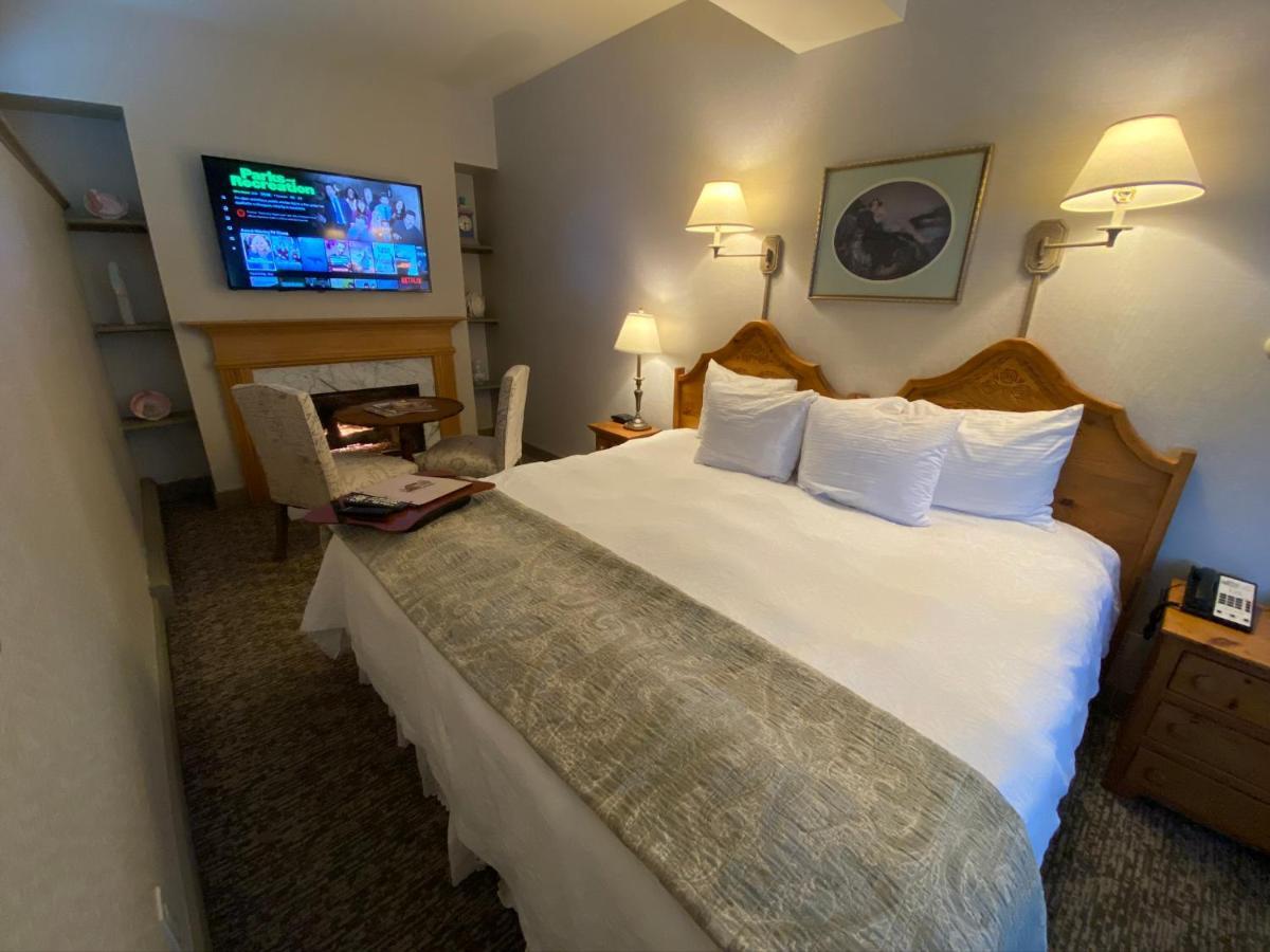 Chambery Inn Лий Екстериор снимка