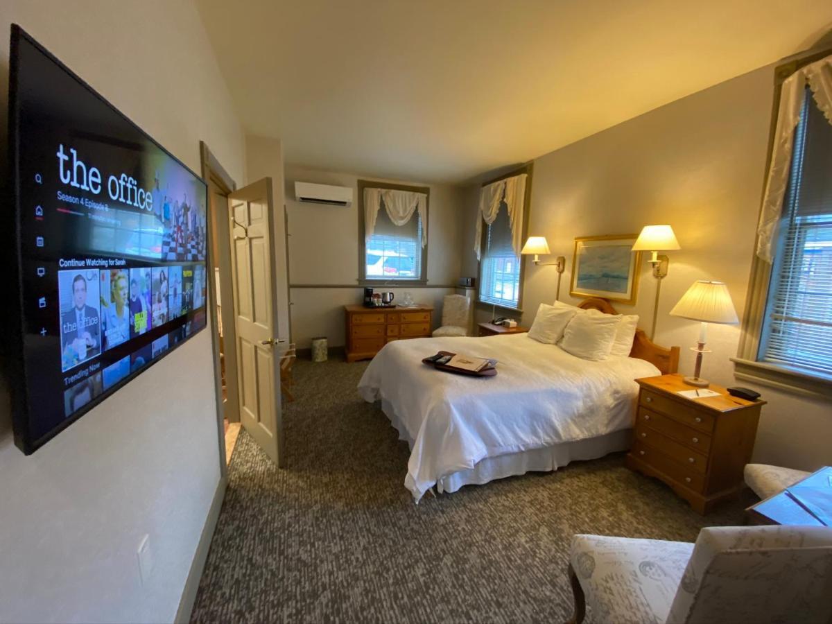 Chambery Inn Лий Екстериор снимка
